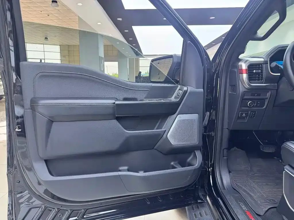 [object Object] F-150 Raptor 2023 из CN, фото 8