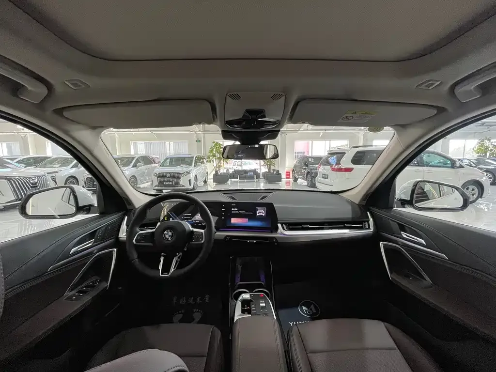 BMW X1 2025 из CN, фото 9