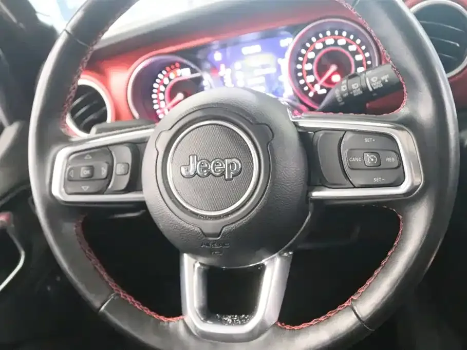 Jeep Wrangler 2023 из CN, фото 6