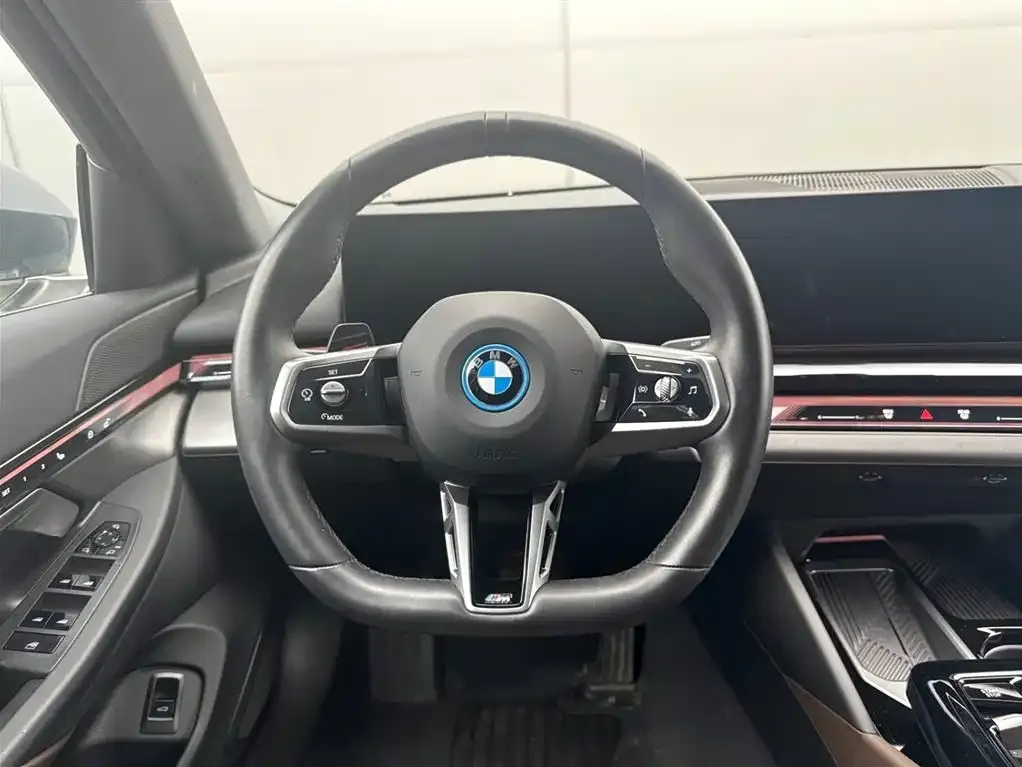BMW i5 2024 из CN, фото 9