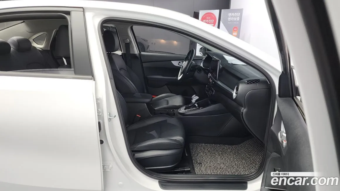 Kia K3 2022 из KR, фото 10