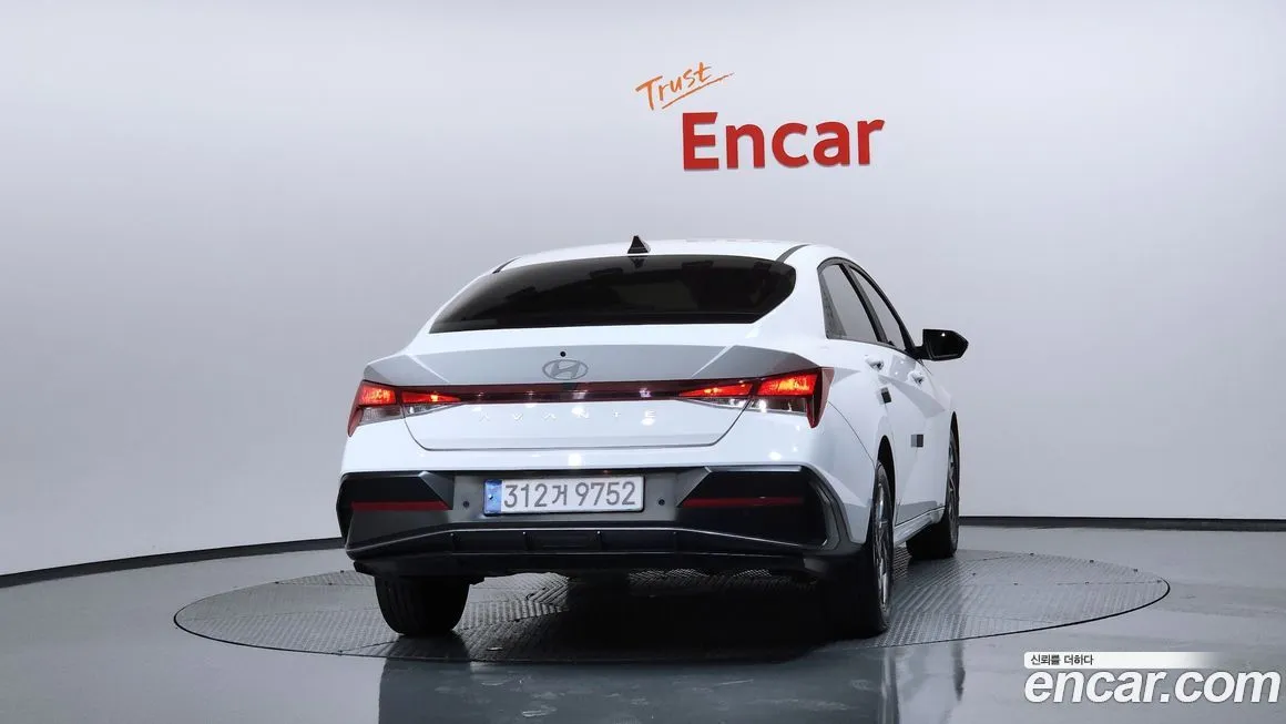 Hyundai AVANTE 2024 из KR, фото 4