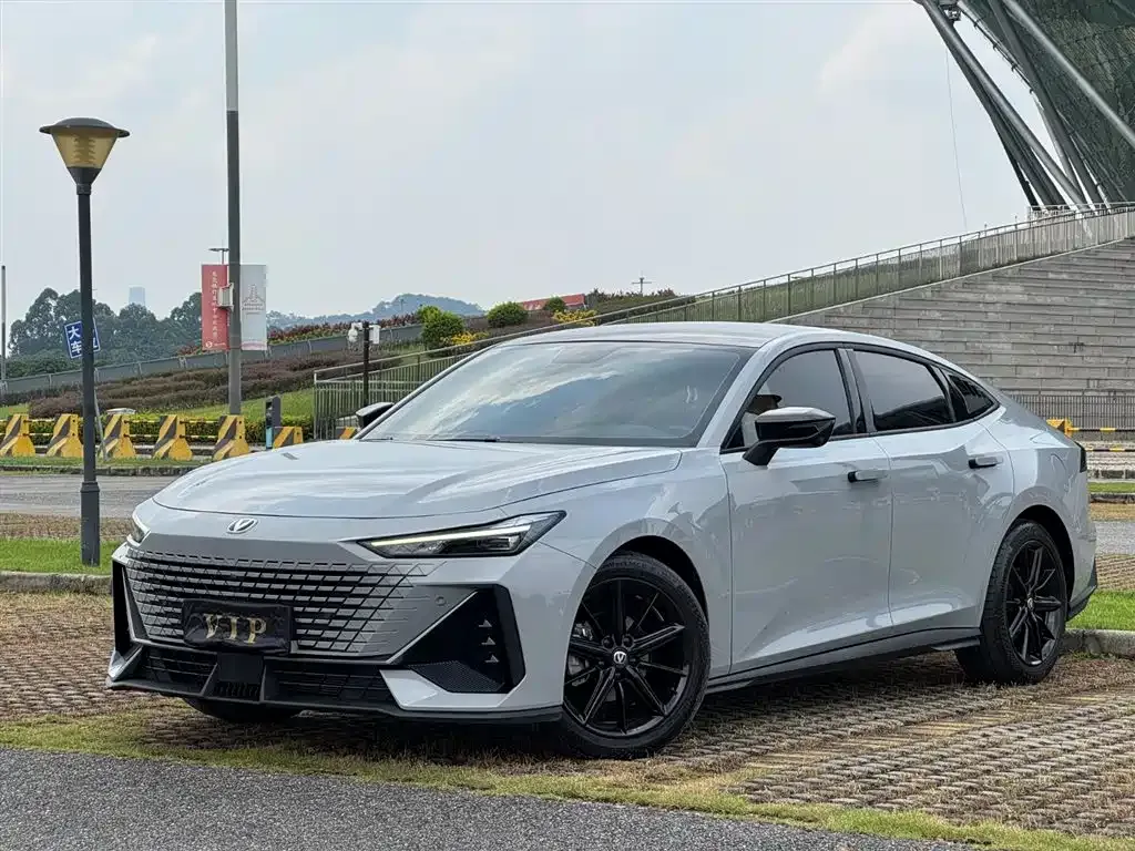 Changan UNI-V 2023 из CN, фото 1