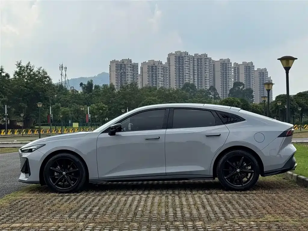 Changan UNI-V 2023 из CN, фото 7