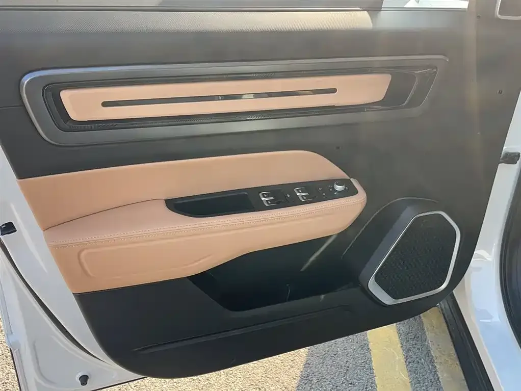 Geely Icon 2023 из CN, фото 5