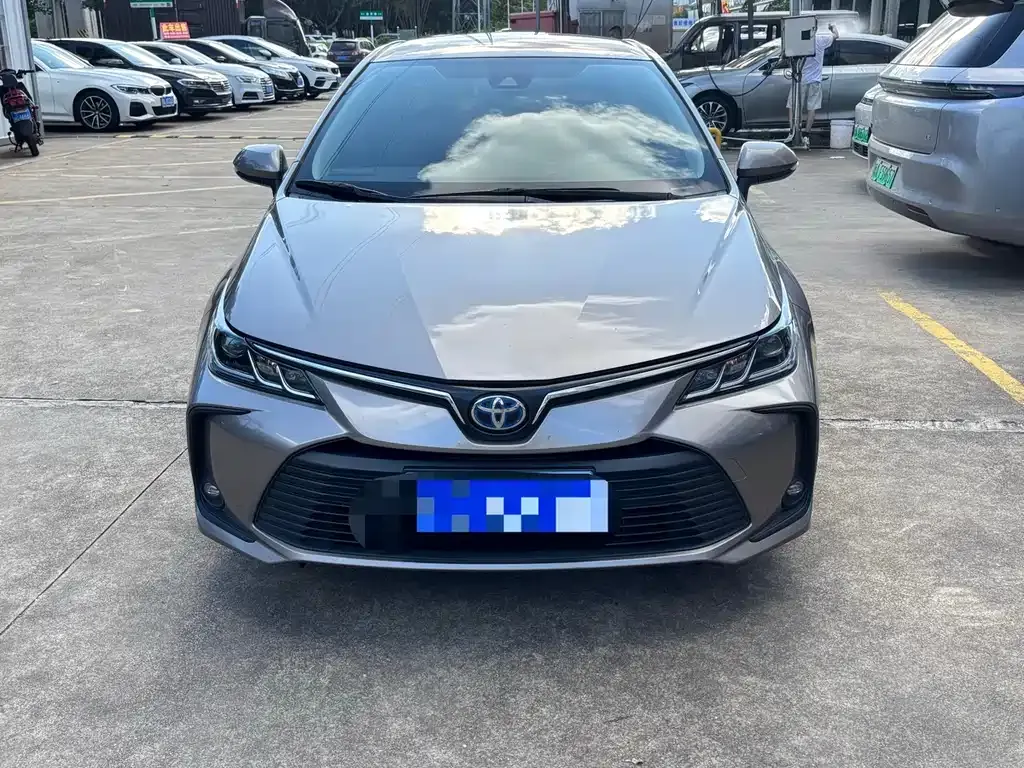 Toyota Corolla 2022 из CN, фото 1