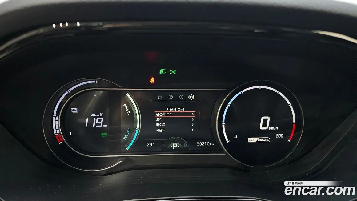 Kia Niro 2023 из KR, фото 8
