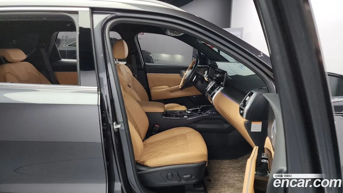 Kia Sorento — фото 10