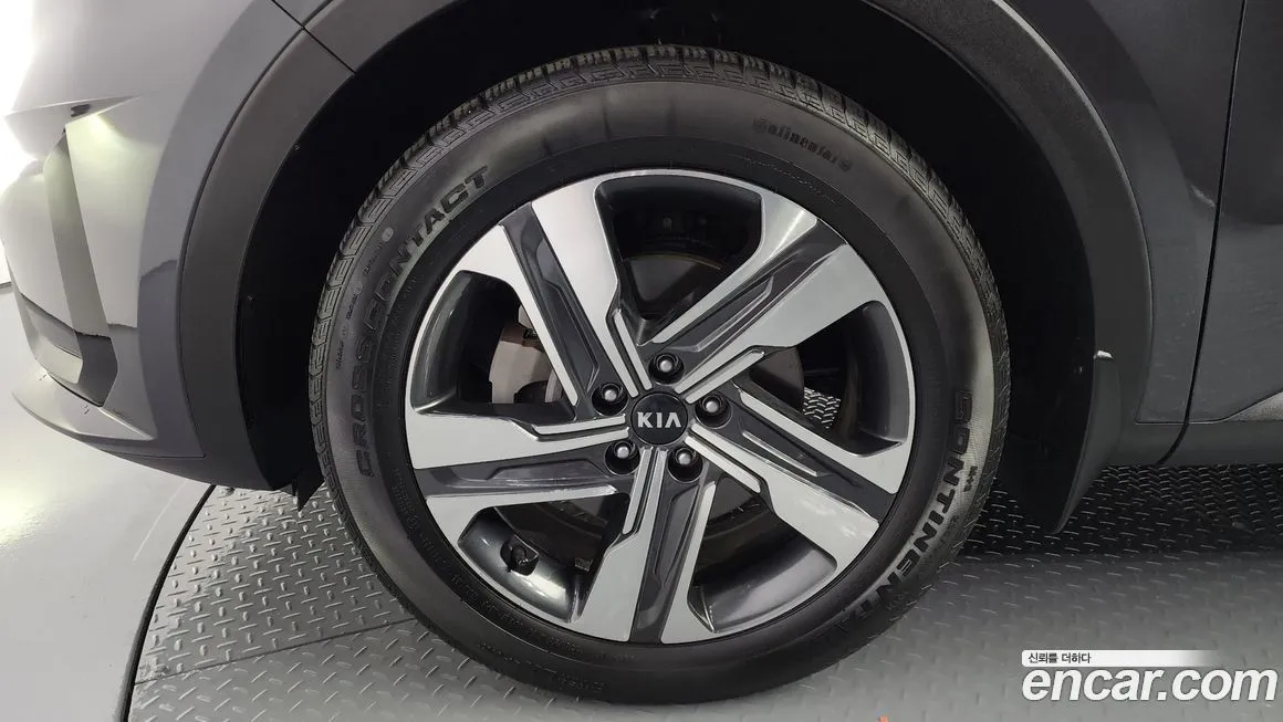 Kia Sorento — фото 5