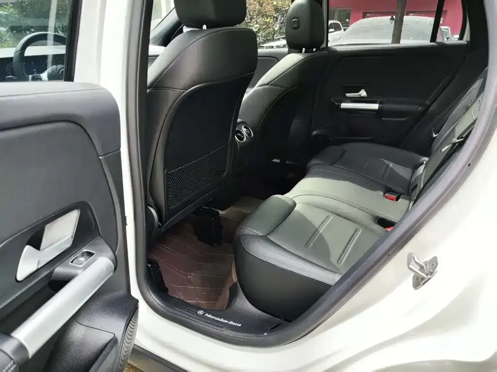 Mercedes-Benz GLA 2025 из CN, фото 5