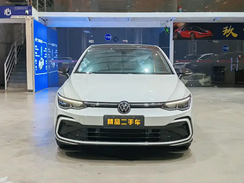Volkswagen Golf 2024 из CN, фото 7
