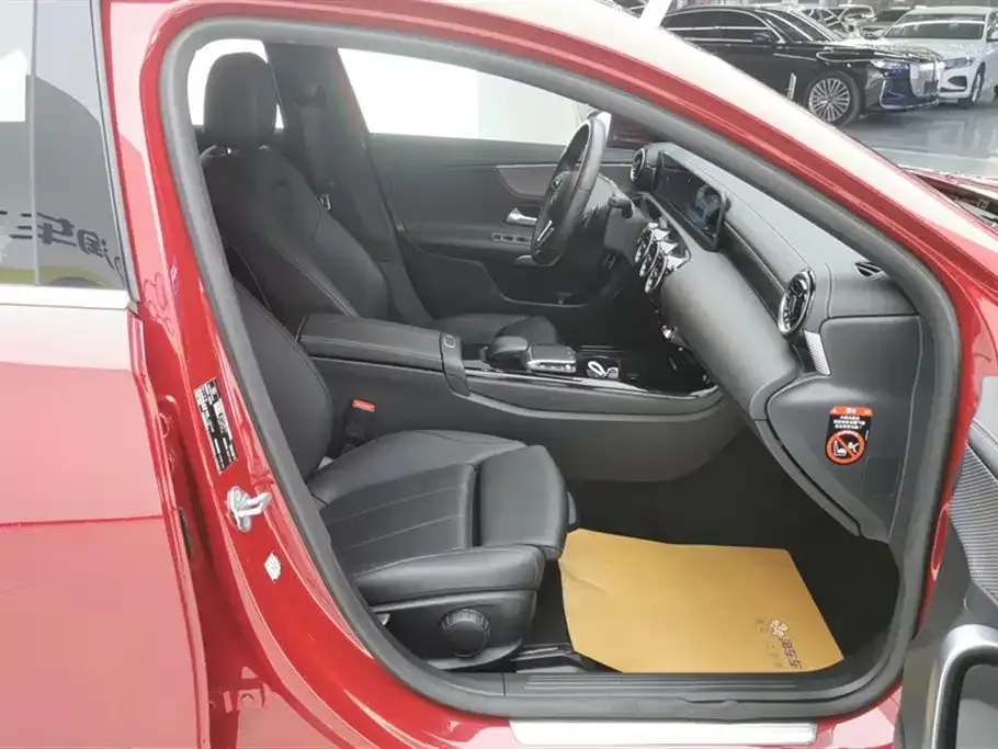 Mercedes-Benz A-Class 2021 из CN, фото 8