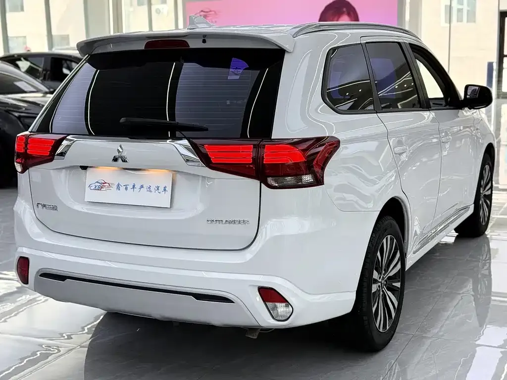 [object Object] Outlander 2023 из CN, фото 10