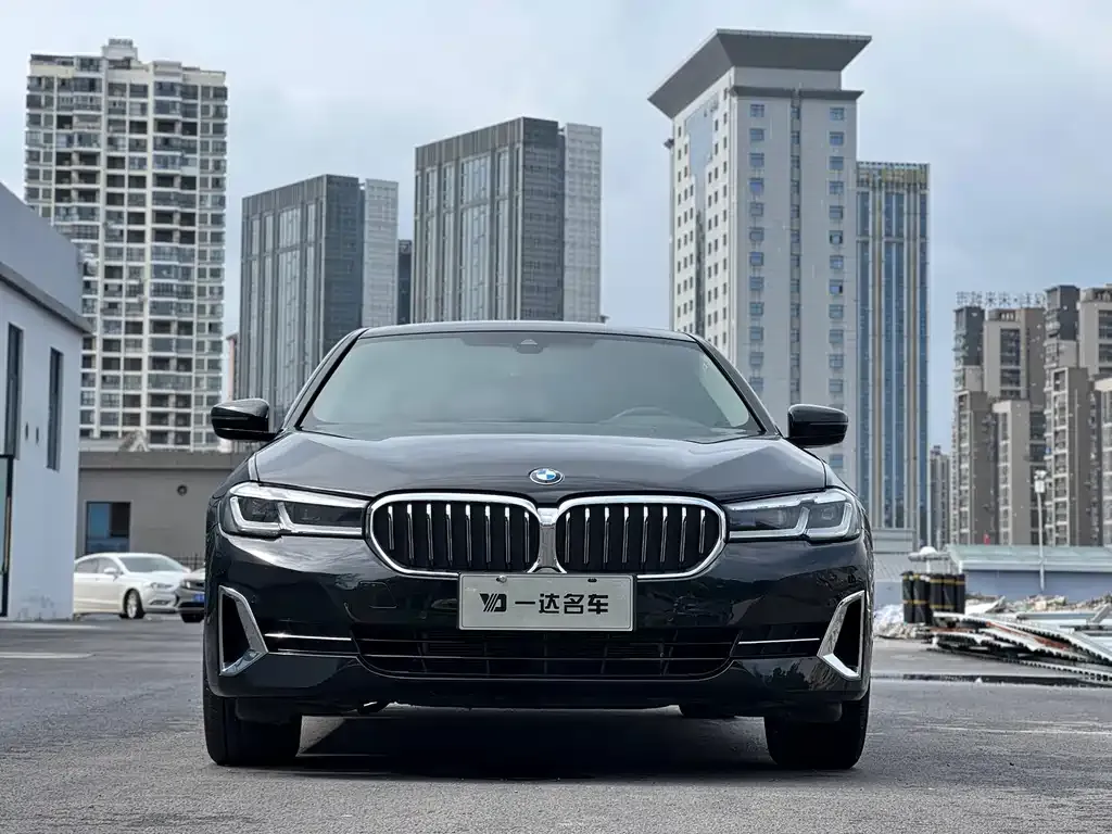 BMW 5 Series — фото 2