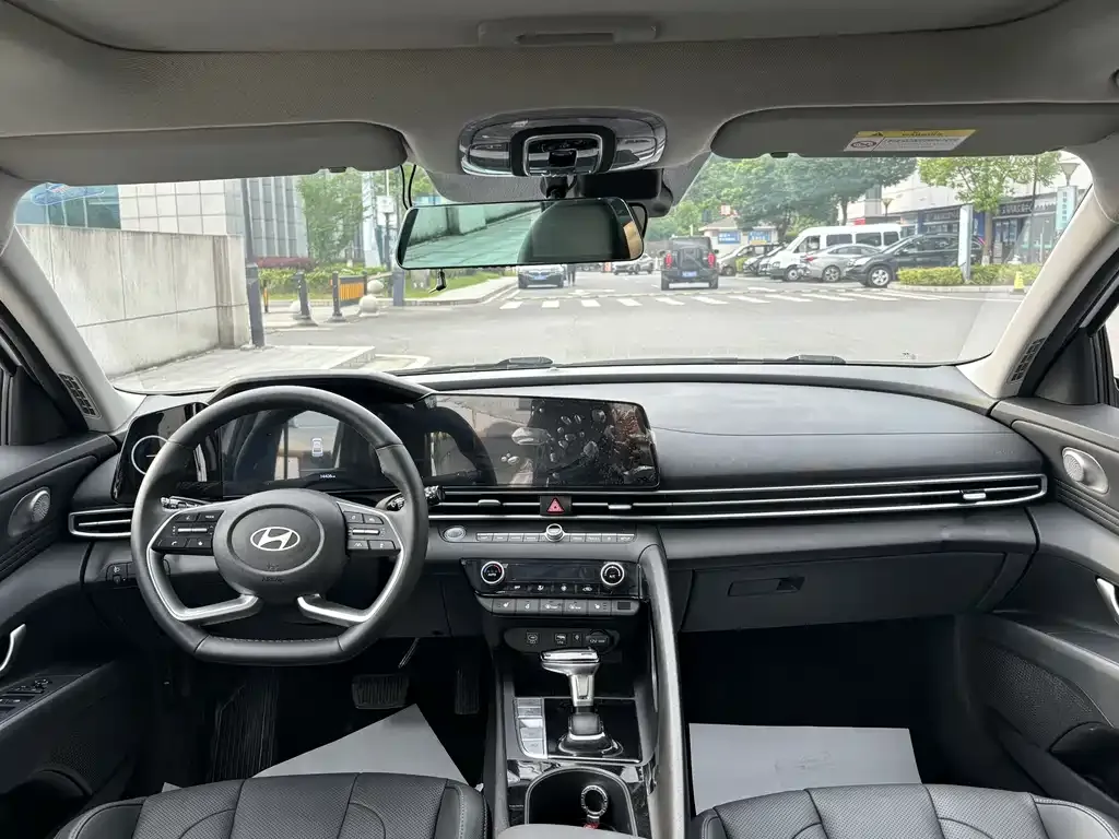 Hyundai Elantra 2024 из CN, фото 7