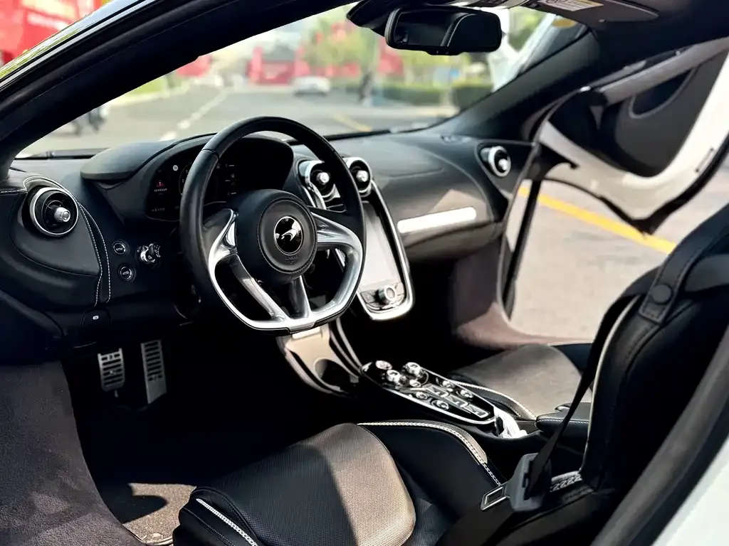 McLaren GT 2023 из CN, фото 7