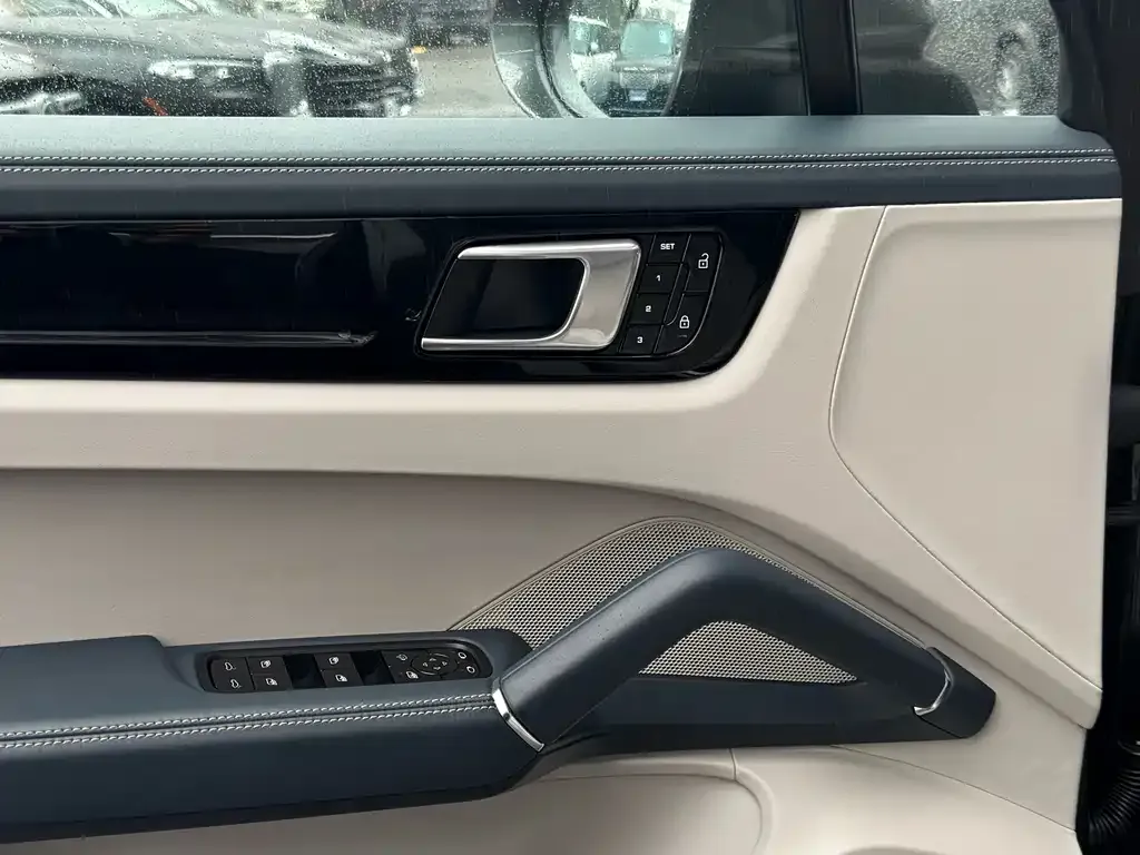 Porsche Cayenne 2021 из CN, фото 9