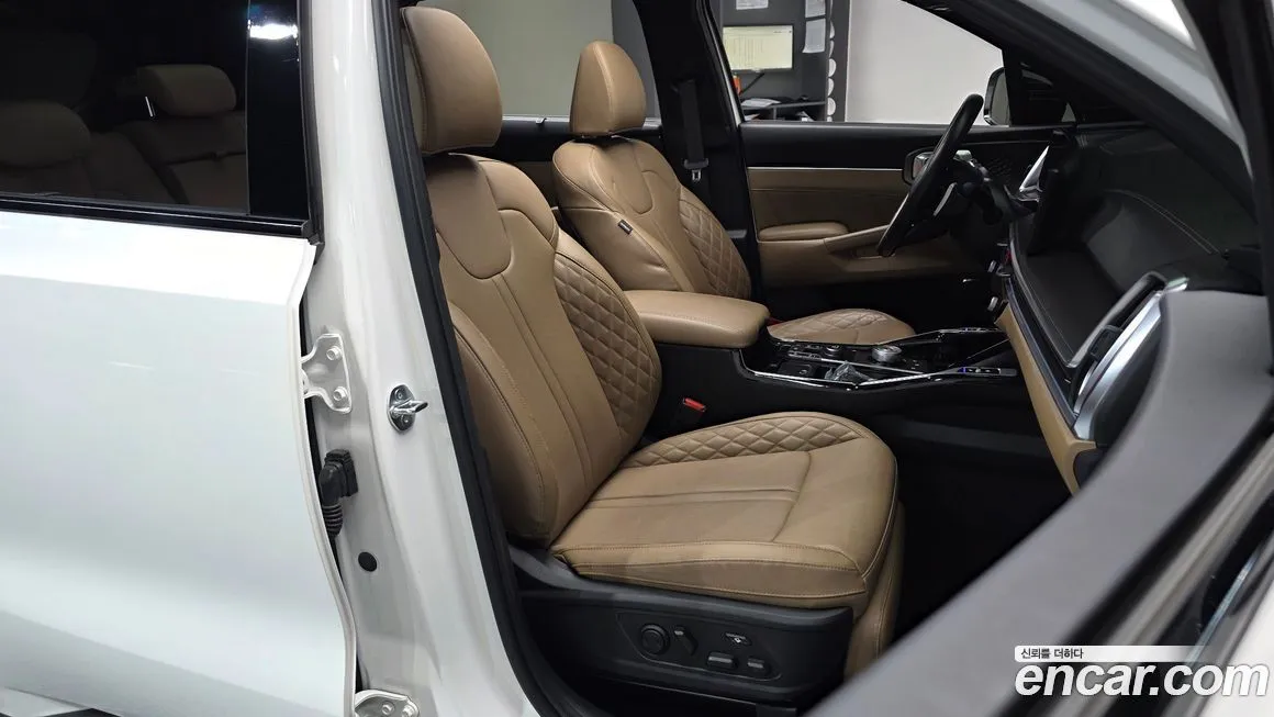 Kia Sorento — фото 10