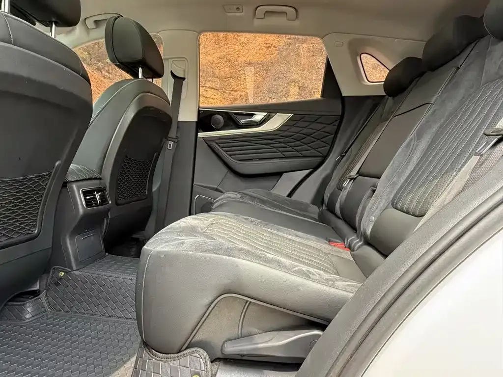 Hongqi HS5 2022 из CN, фото 5