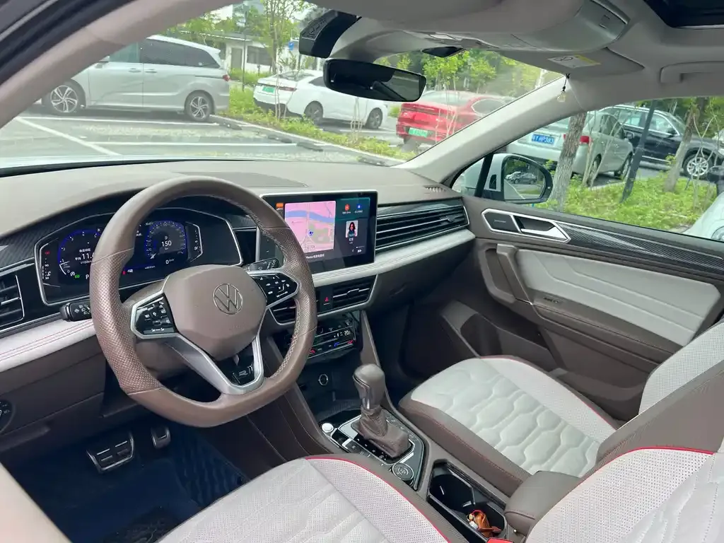 Volkswagen Tiguan L 2023 из CN, фото 9