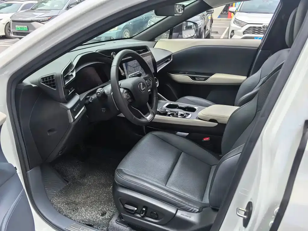 Lexus RZ 2023 из CN, фото 5