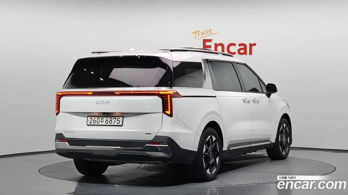 Kia Carnival 2024 из KR, фото 2