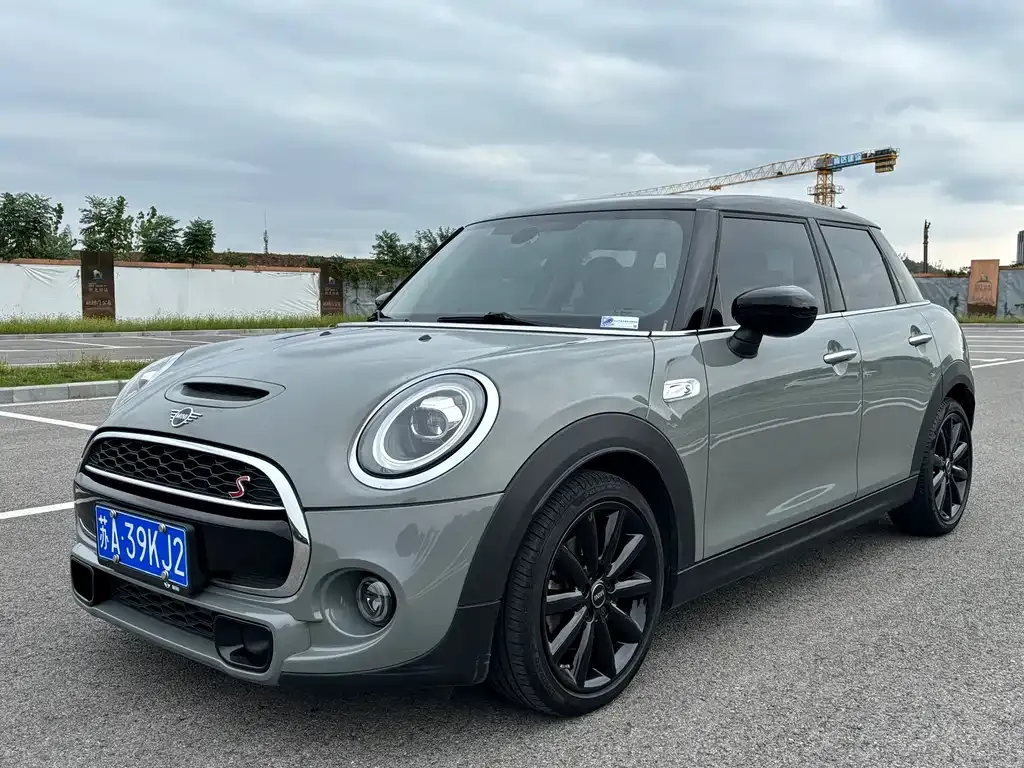 MINI Cooper (3-door) 2021 из CN, фото 1