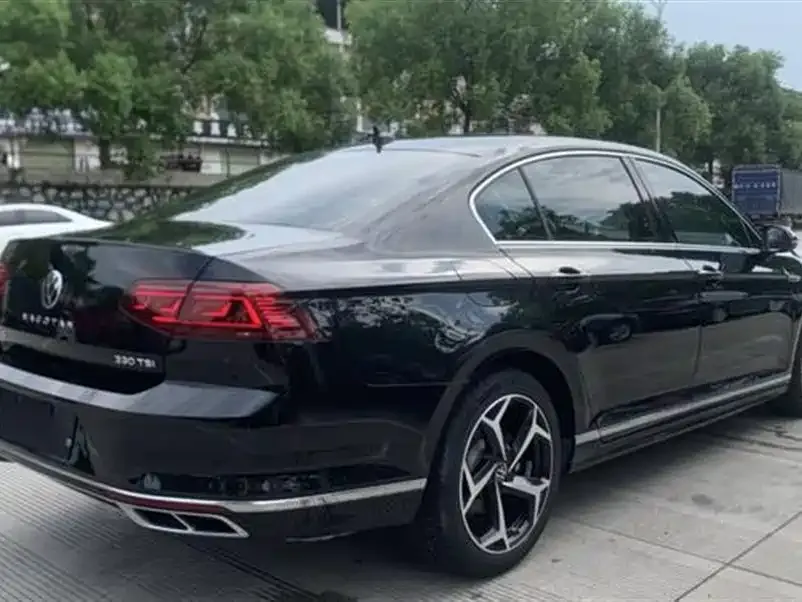 Volkswagen Magotan 2023 из CN, фото 7