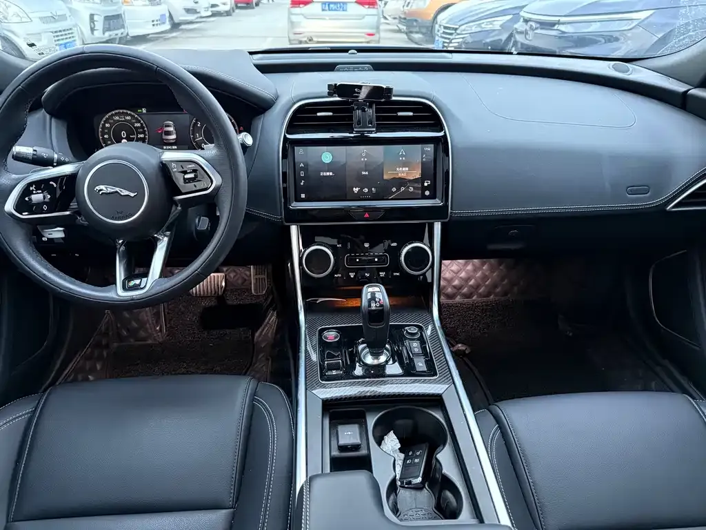 Jaguar XEL 2021 из CN, фото 5
