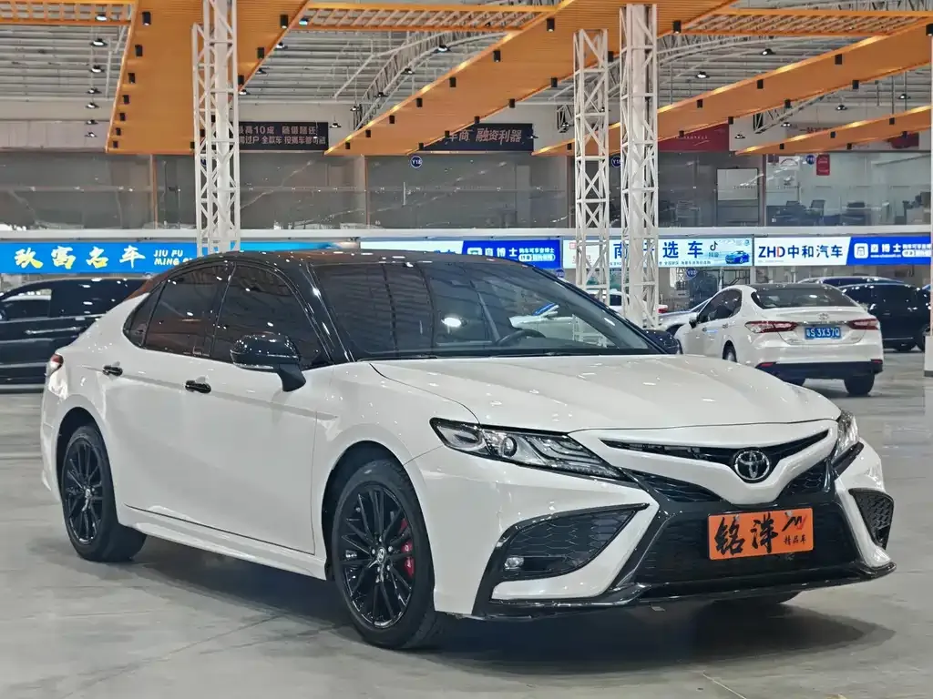 Toyota Camry 2022 из CN, фото 3