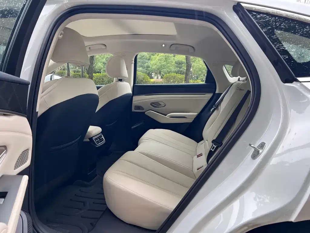 BYD Qin L 2025 из CN, фото 5