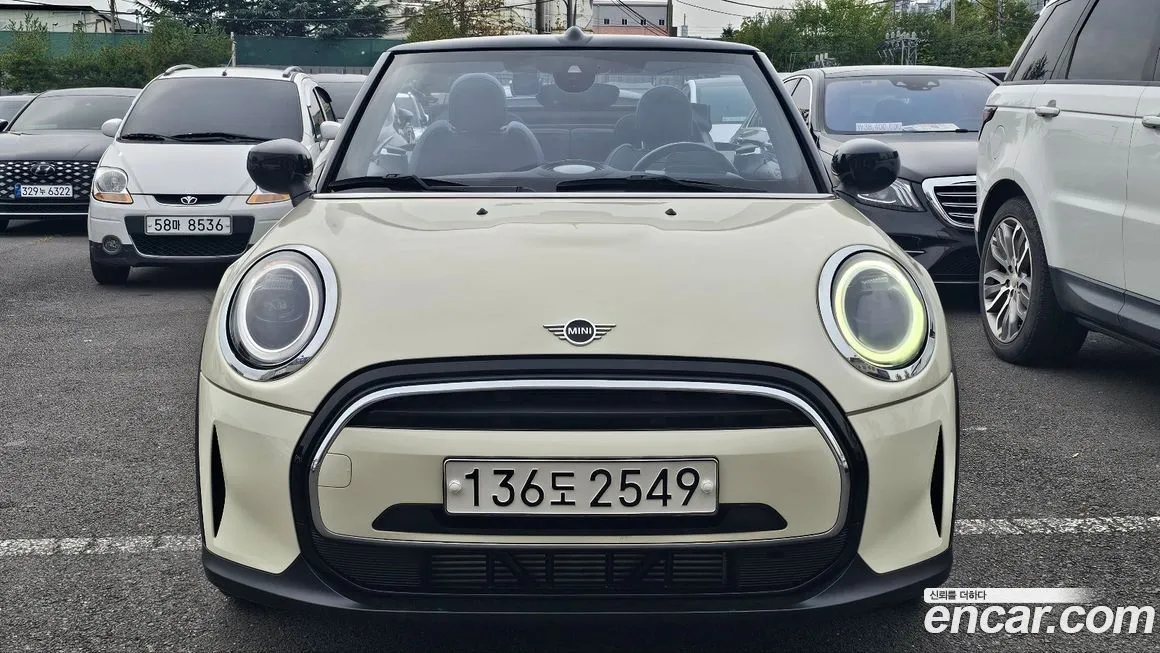Mini Cooper Convertible 2022 из KR, фото 2