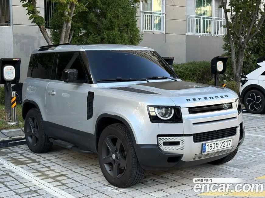 Land Rover Defender 2022 из KR, фото 2