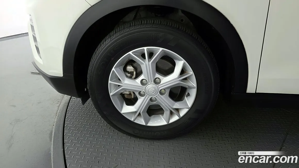 KG Mobility (Ssangyong) TIBOLI 2022 из KR, фото 5