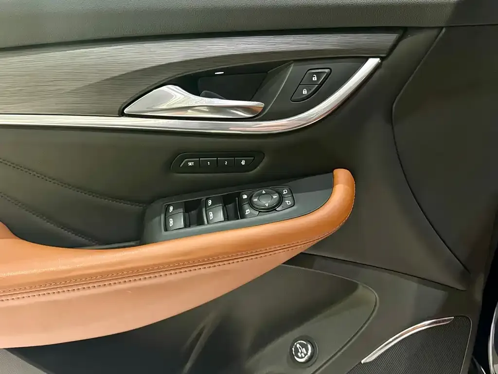 Buick Enclave 2022 из CN, фото 5