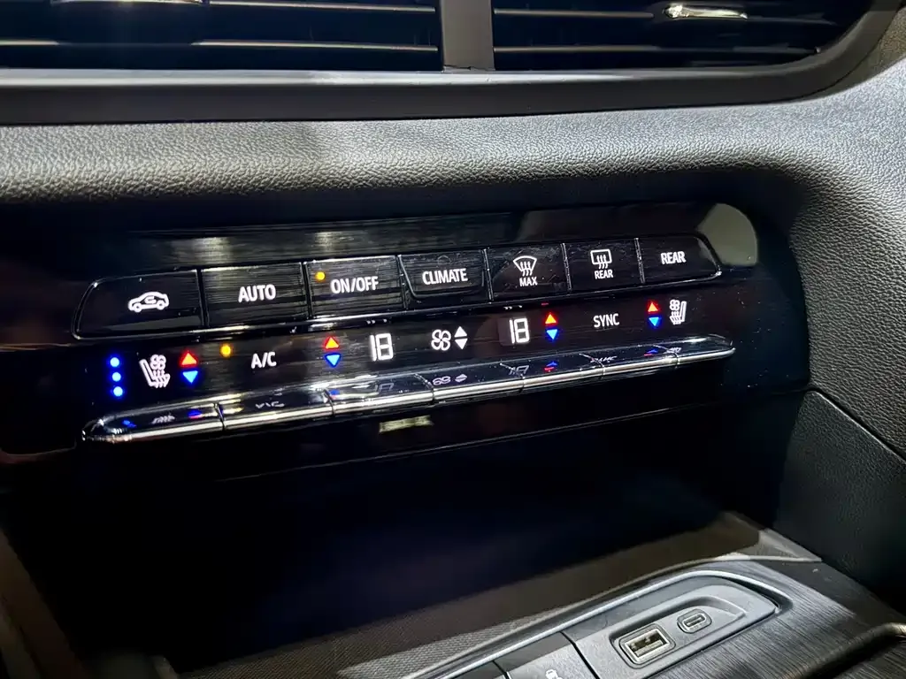 Buick Enclave 2022 из CN, фото 8