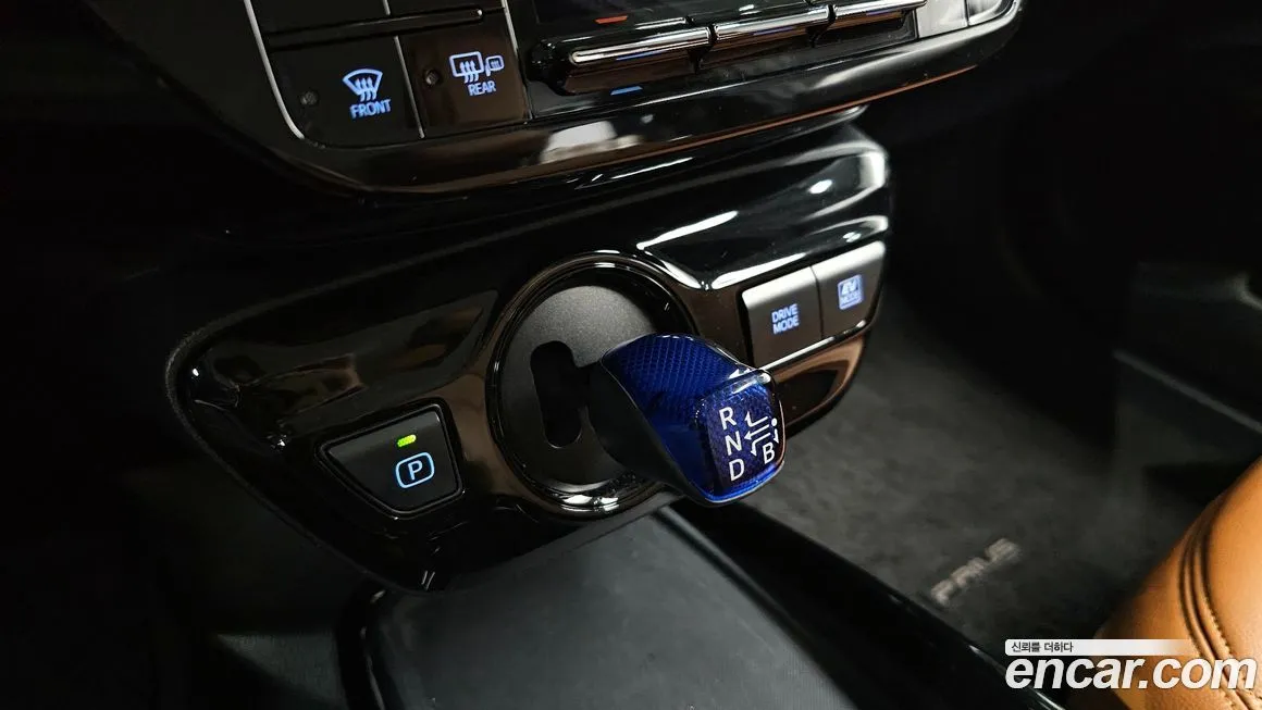 Toyota Prius 2021 из KR, фото 9