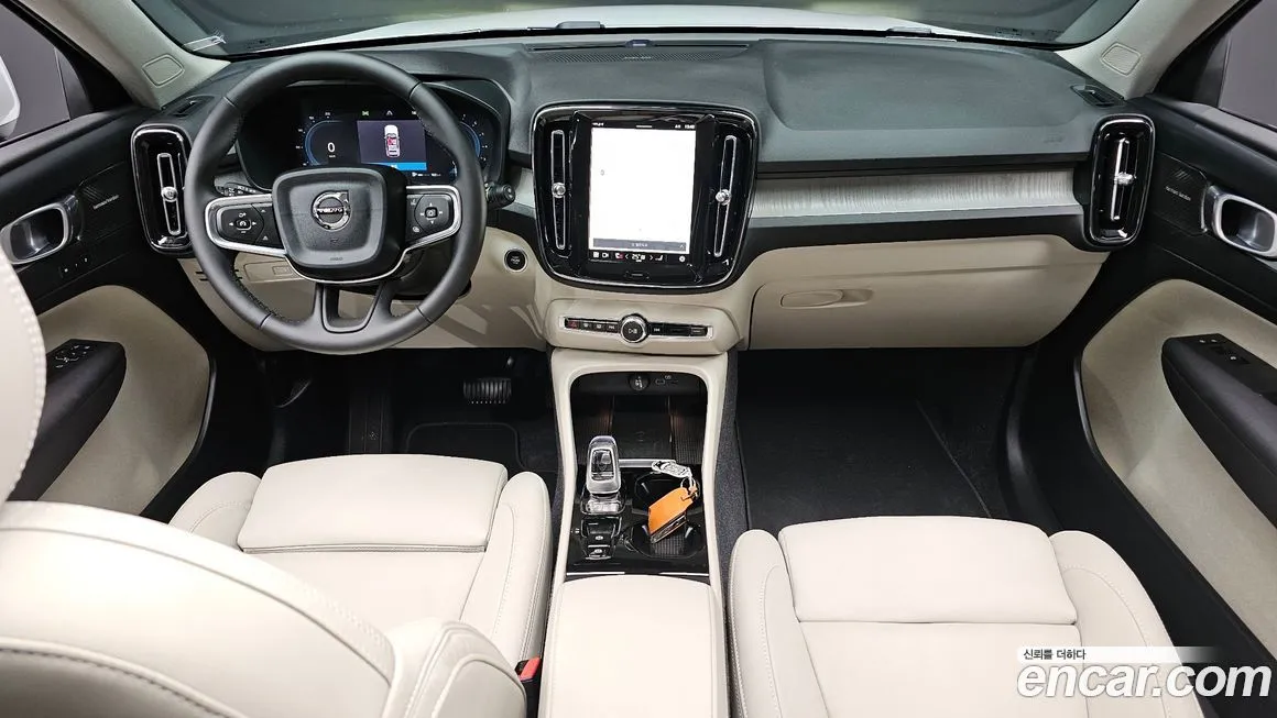 Volvo XC40 2024 из KR, фото 7