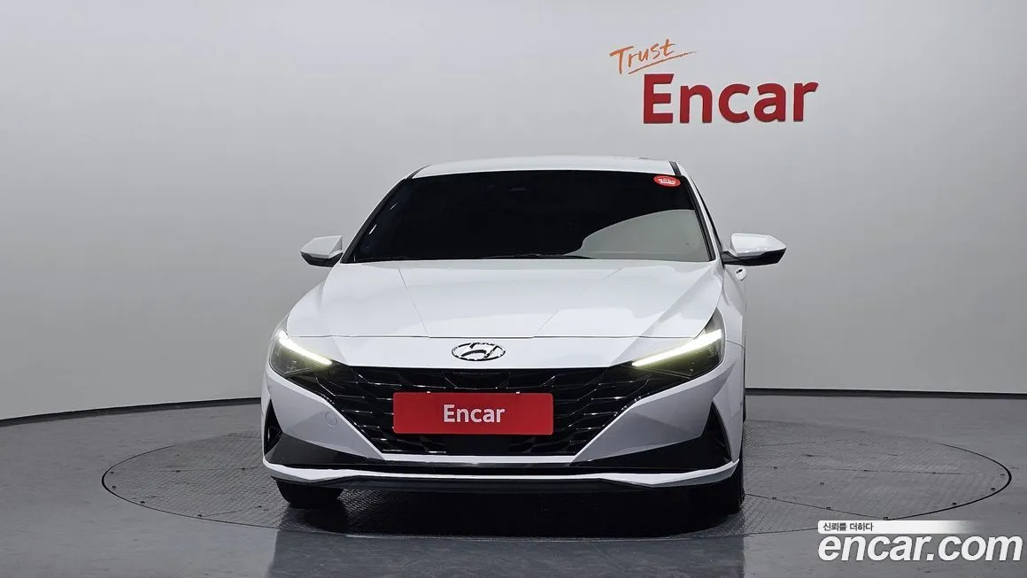 Hyundai AVANTE — фото 3