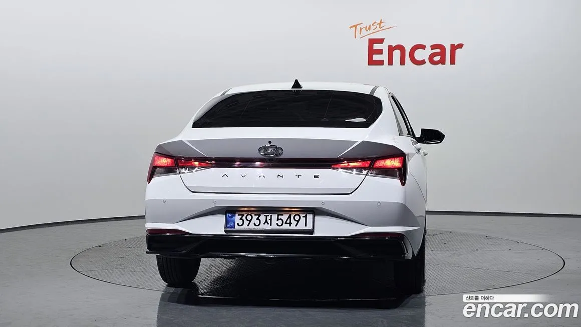 Hyundai AVANTE — фото 4