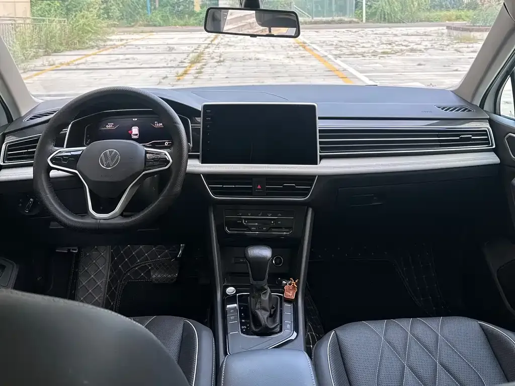 Volkswagen Tiguan L 2022 из CN, фото 10