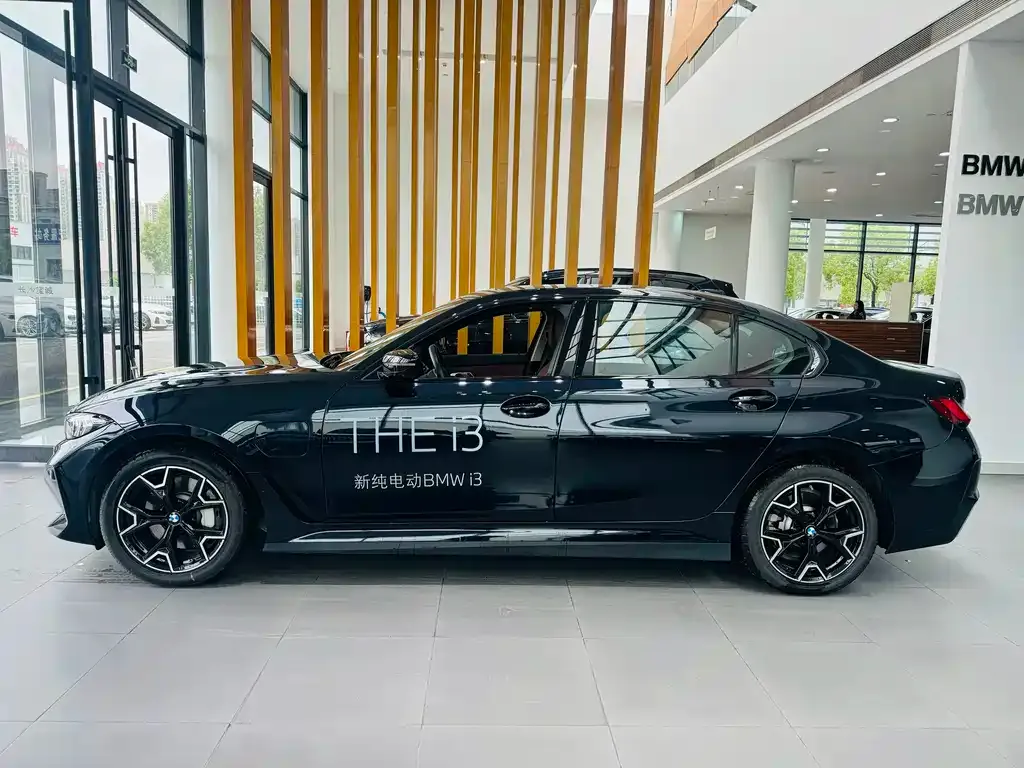 BMW i3 — фото 4
