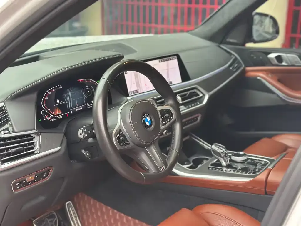 BMW X7 2021 из CN, фото 3
