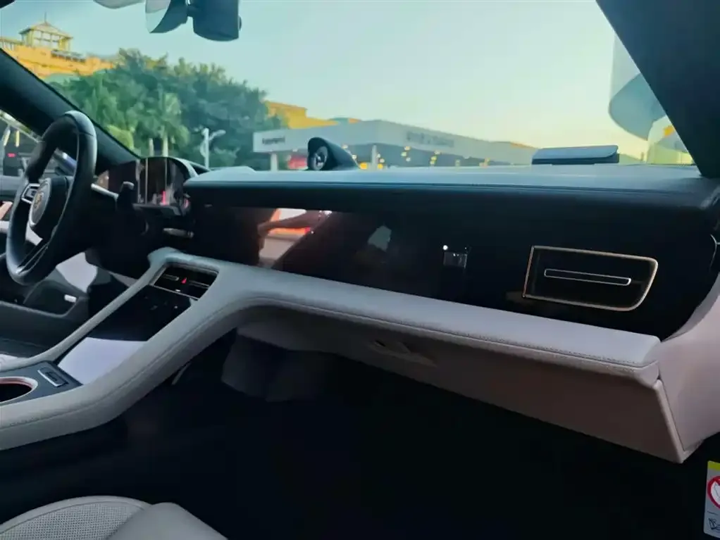 Porsche Taycan 2023 из CN, фото 9