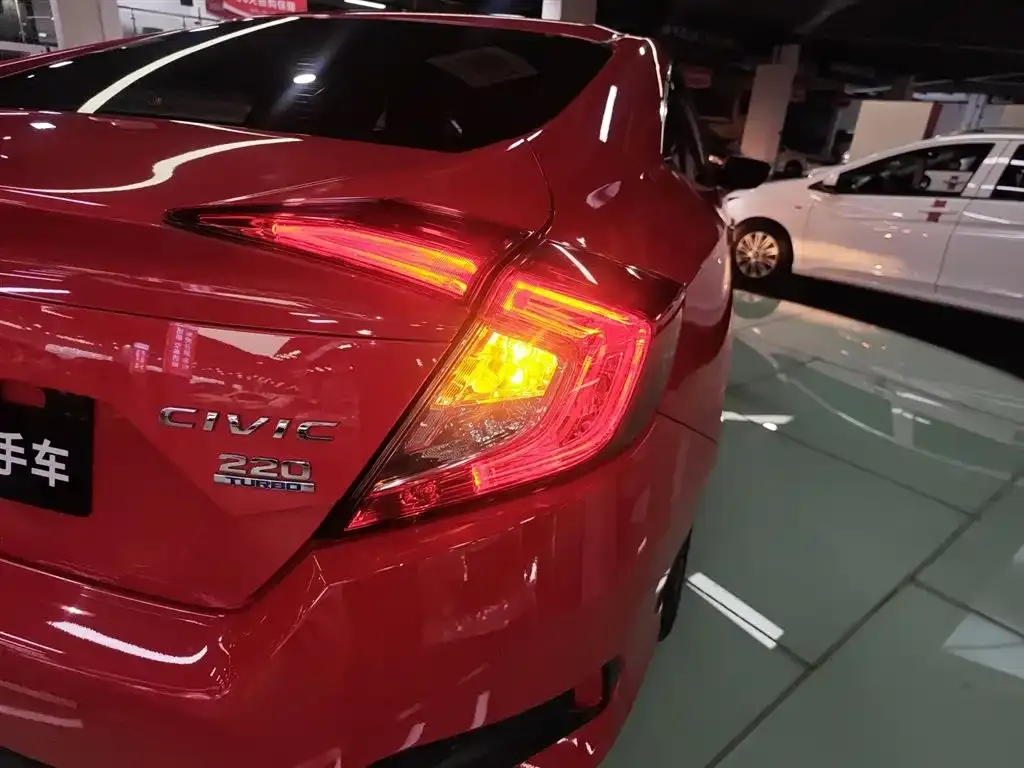 Honda Civic 2021 из CN, фото 8