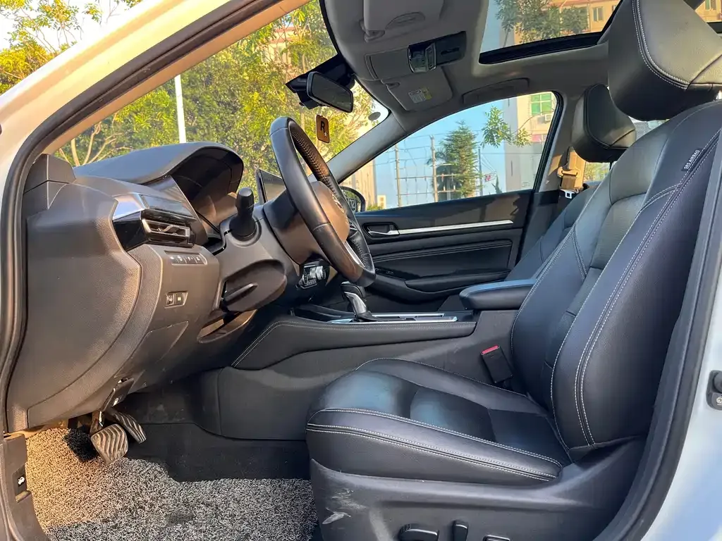 Nissan Teana 2023 из CN, фото 4