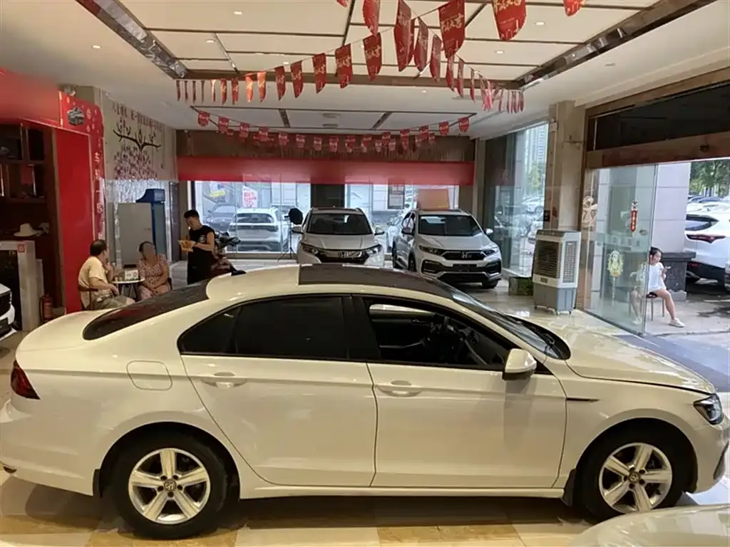 Volkswagen Lamando 2021 из CN, фото 6
