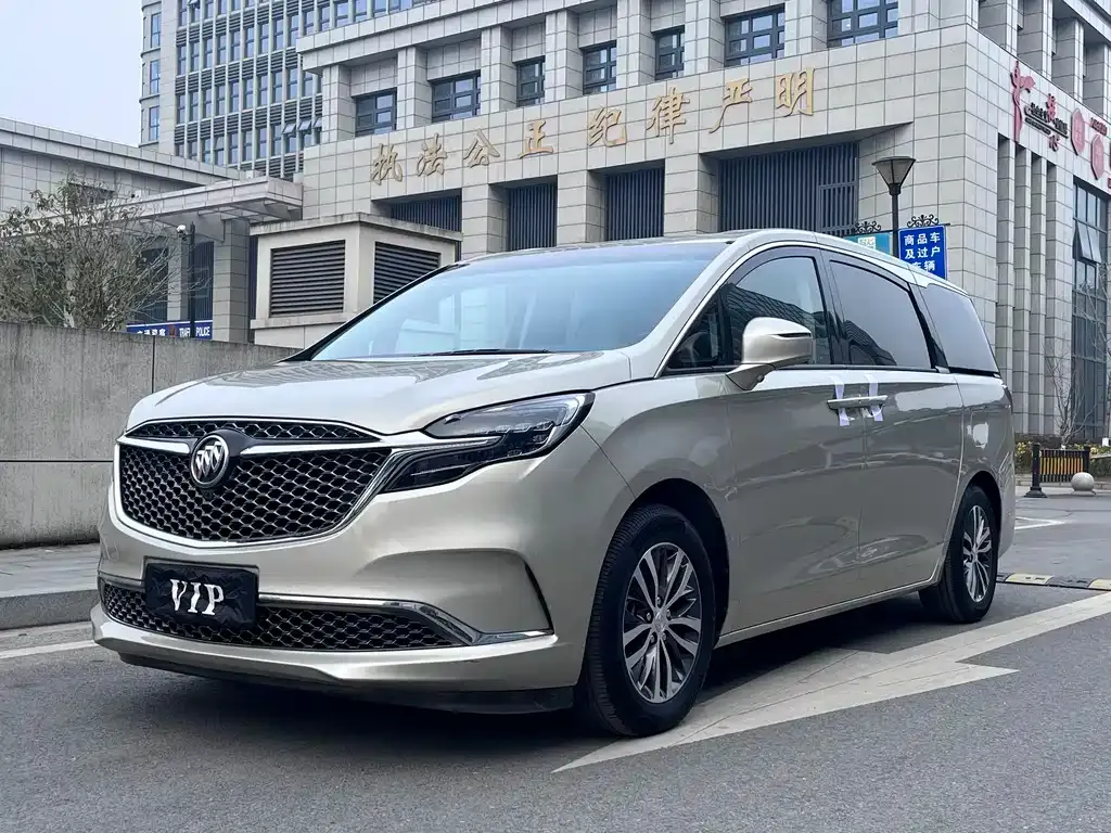Buick GL8 2022 из CN, фото 1