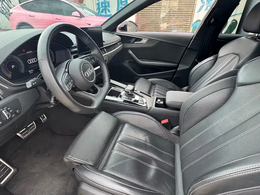 Audi A4L 2023 из CN, фото 4