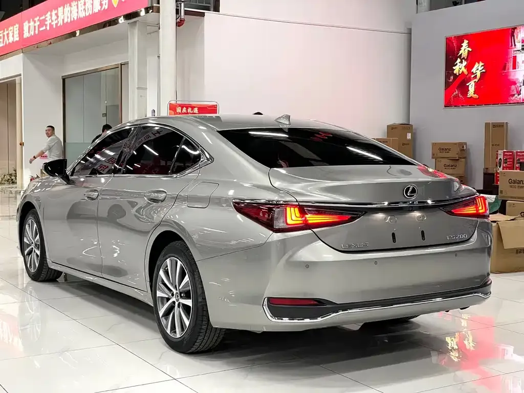 Lexus ES 2021 из CN, фото 4